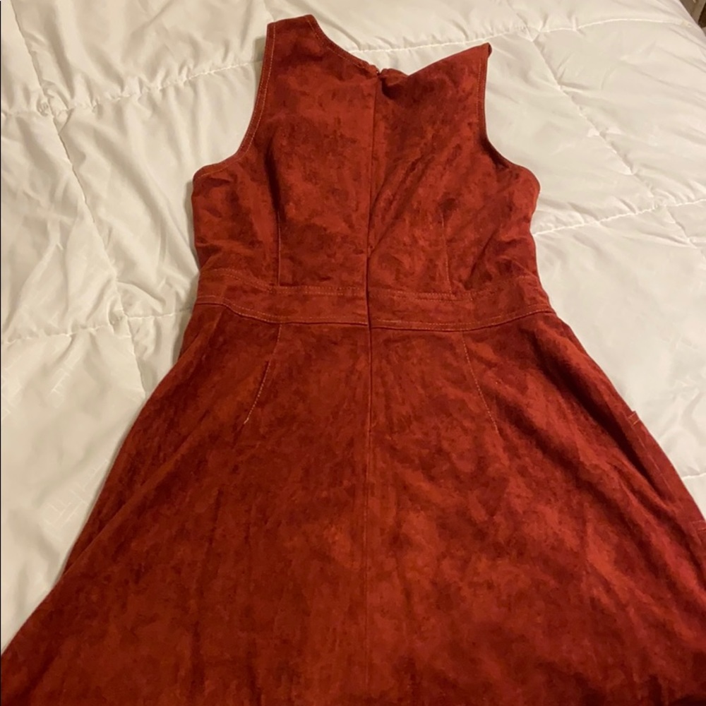 Dress - Picture 3 of 3